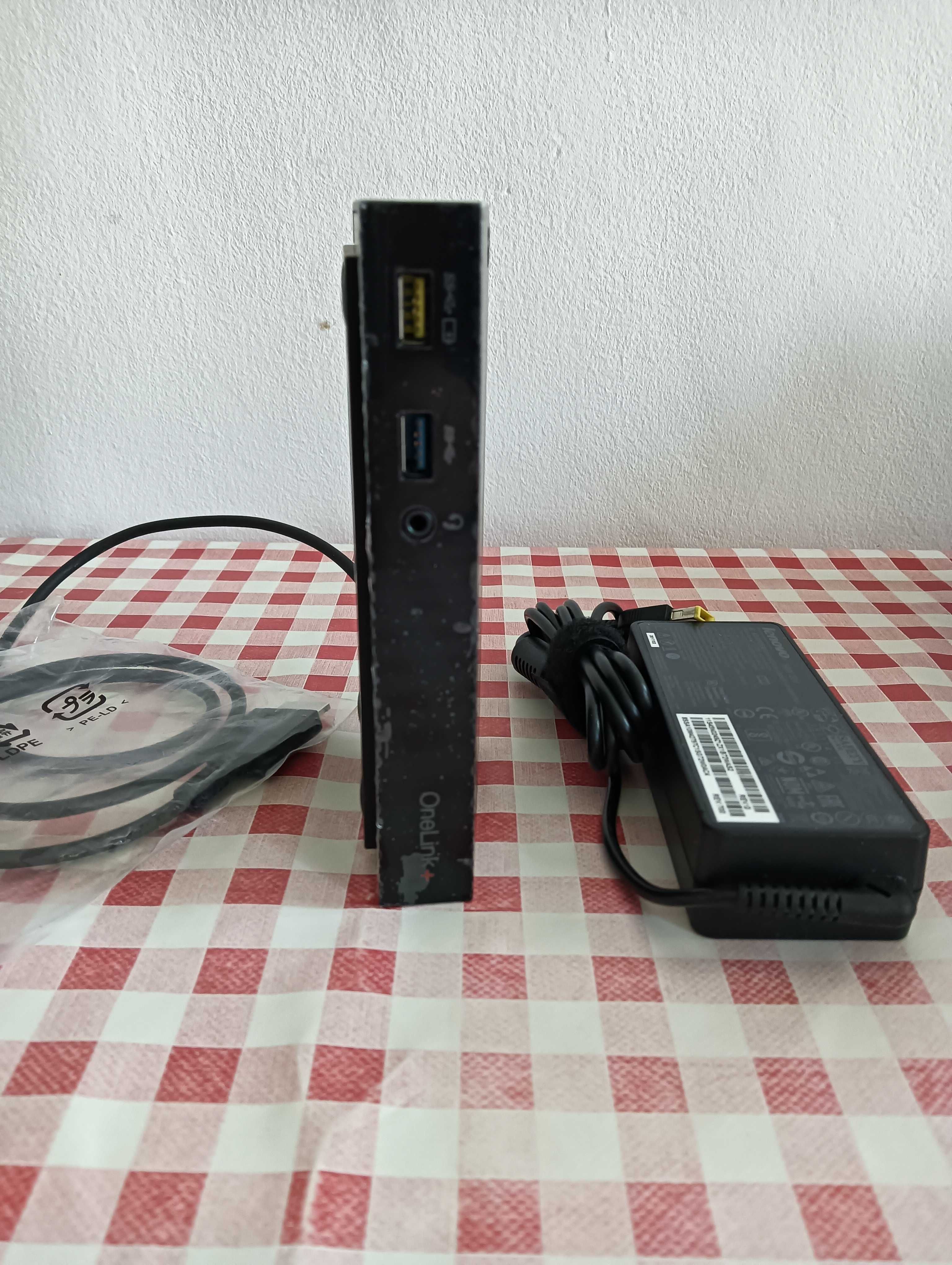 Докинг станция ThinkPad OneLink+ Dock със зарядно Lenovo