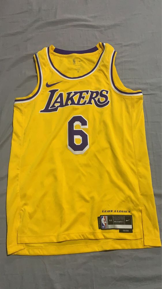 Maieu Lakers Lebron James