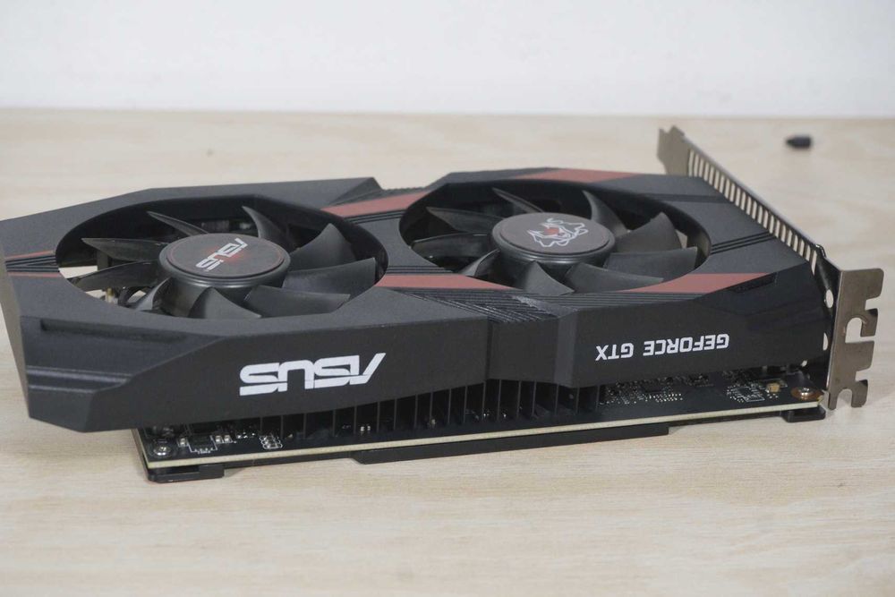 Видеокарта GPU GTX 1050 Ti ASUS Cerberus (no 6pin power) / Вкл.ДДС