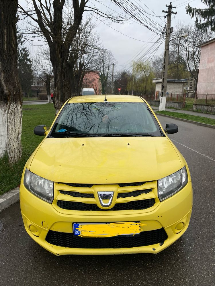 DE VÂNZARE dacia logan !