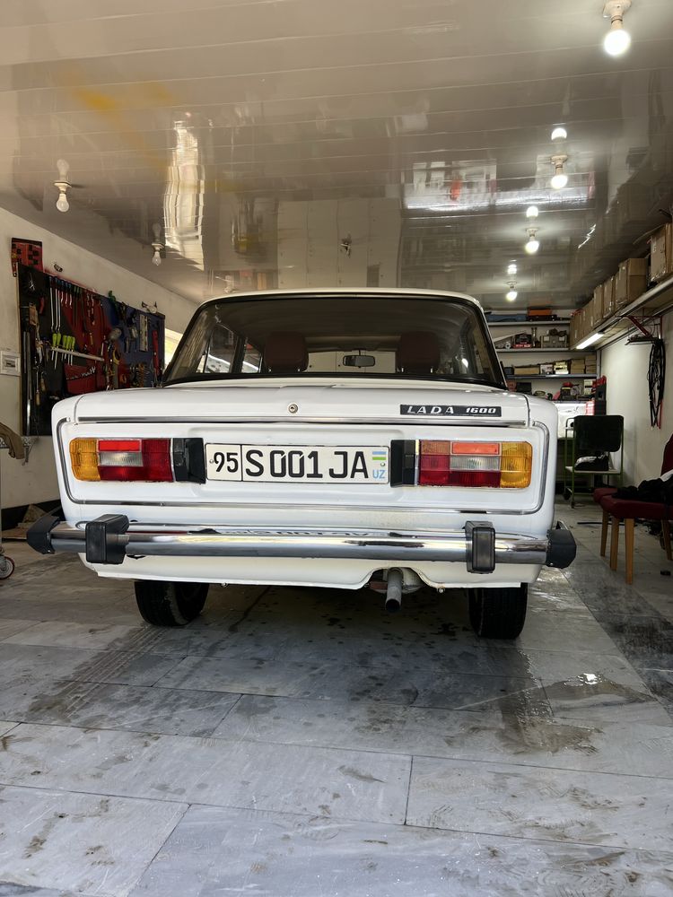Lada Vaz 2106 sedan