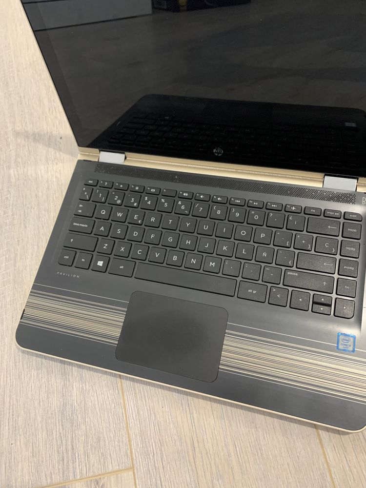 Laptop HP x360 Comvertible touch screen