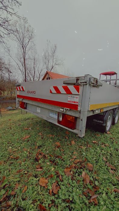 Vând remorca cu doua axe