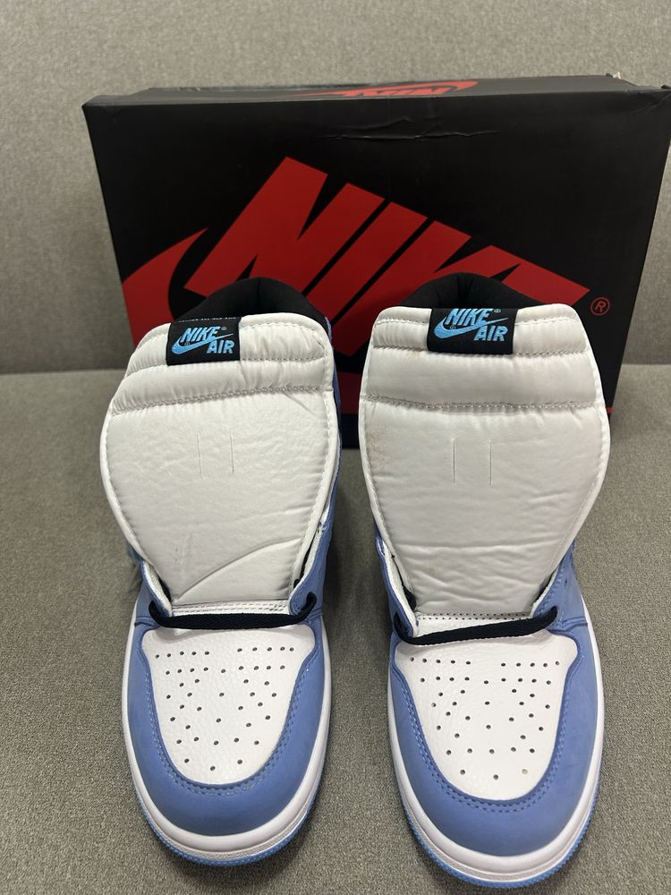 Air Jordan 1 University Blue