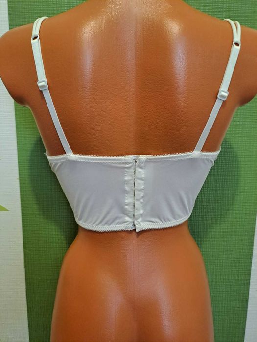 Sutien tip bustieră mărimea 3 (80B si 80C)La Perla