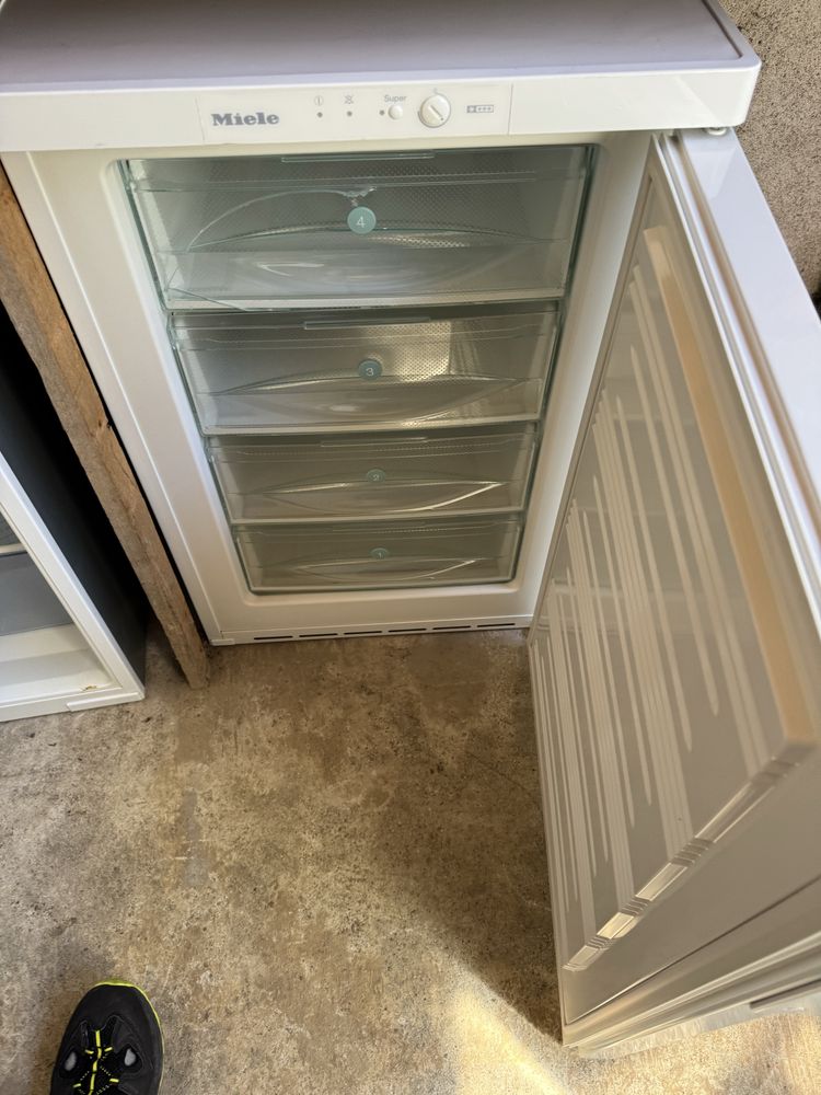 Фризер Miele No frost A++ 100литра Germany Гаранция