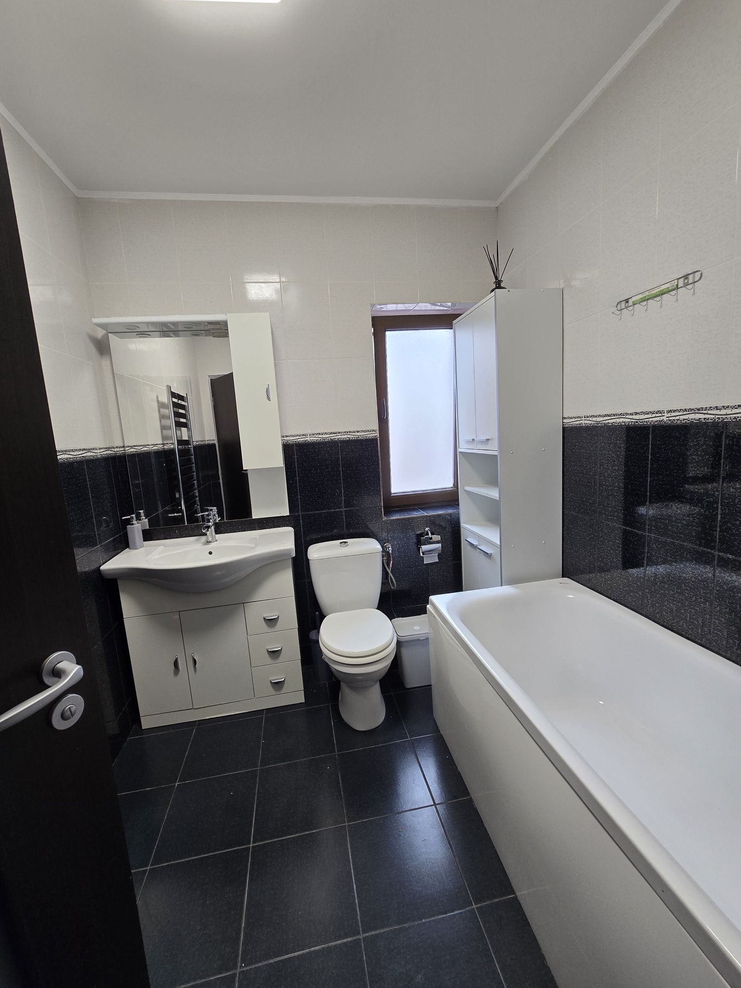 Vand casa in Bucium zona Plopii fara Sot