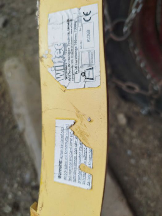 Clești forestiere pentru buștean