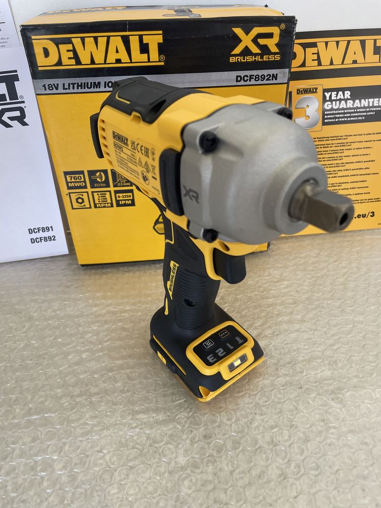 DeWALT DCF 892N XR. Impact cu Patrat, Original Nou-nout !