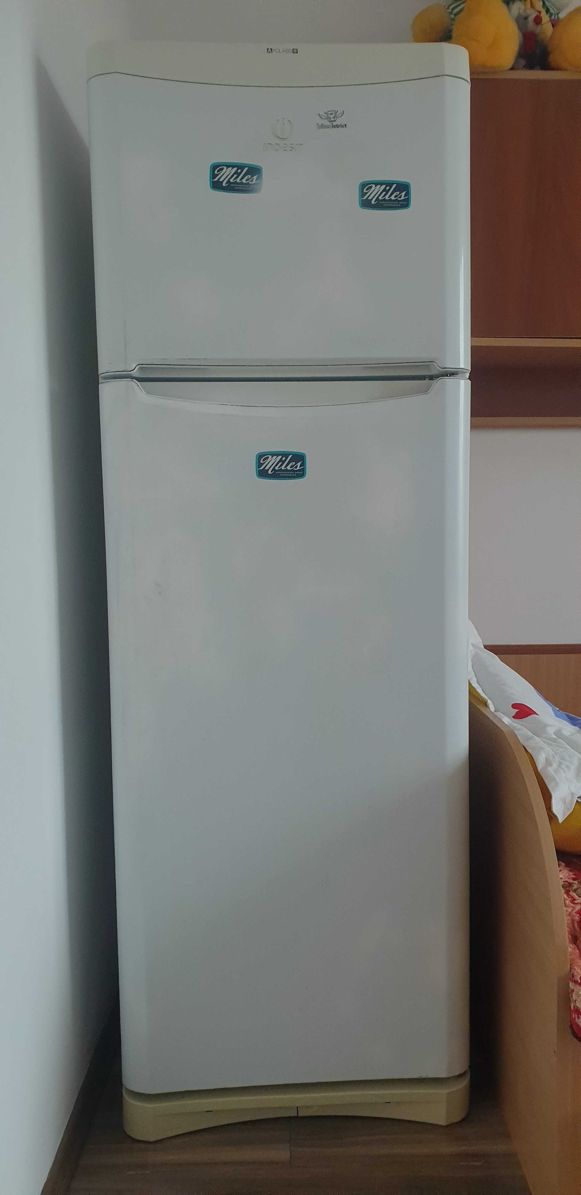 Frigider indesit Taan 3