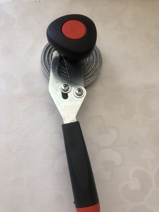 Продам ключ.Закаточный для консервирования