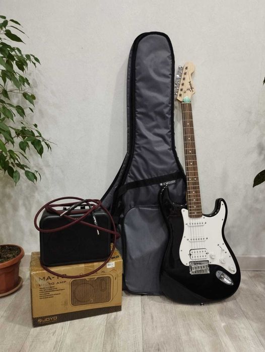 электрогитара, чехол, комбик, шнур