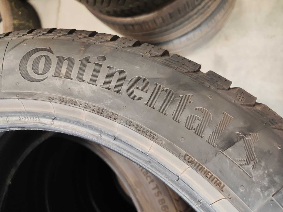 4бр. зимни гуми 255/45/19 Continental