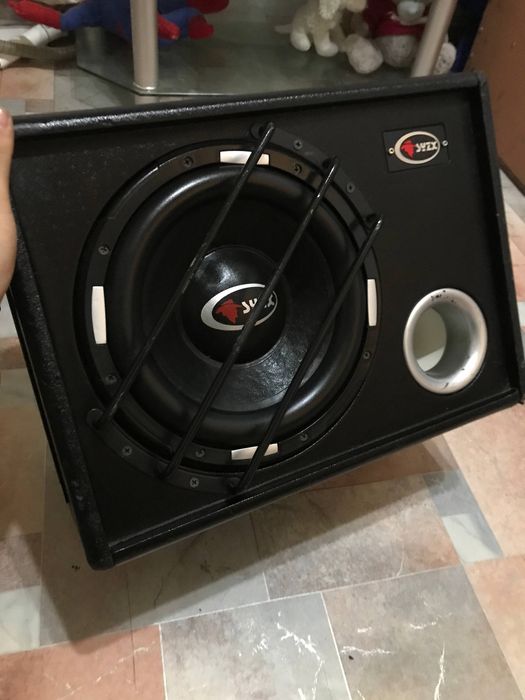 Продам сабвуфер