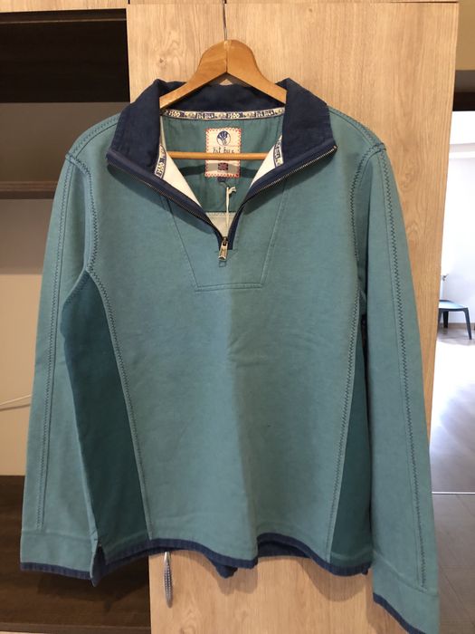 Суитчър  на марката Fat Face