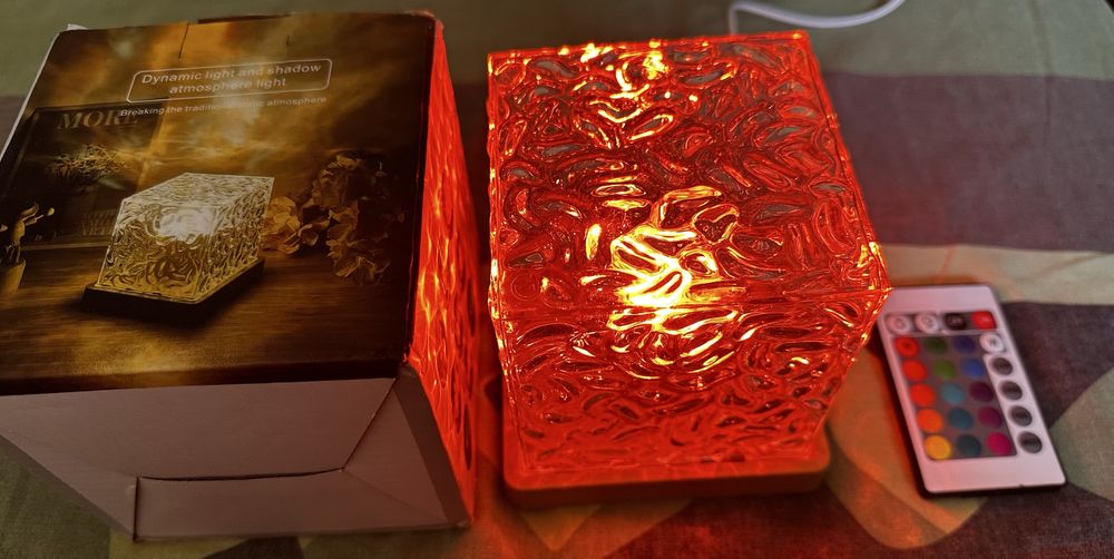 Lampa de veghe cu telecomanda