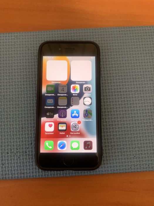 Айфон 7 , 32 гигабайт
