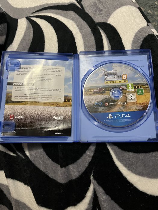 Joc ps 4 Farming simulator 19 PREMIUM EDITION