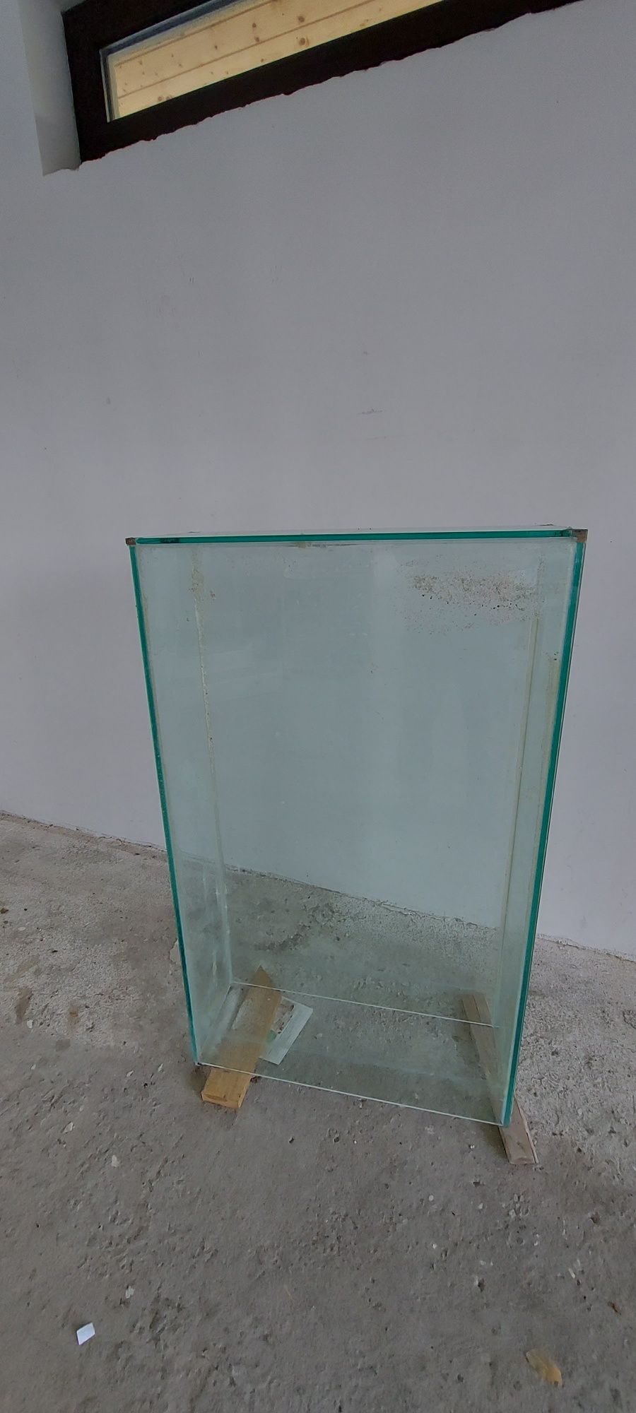 Vănd acvariu sticlă