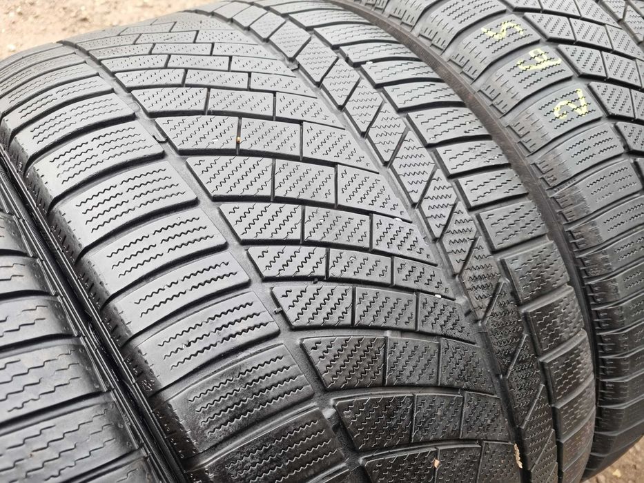SET 4 Anvelope Iarna 265/45 R19 + 295/40 R19 CONTINENTAL (Panamera)