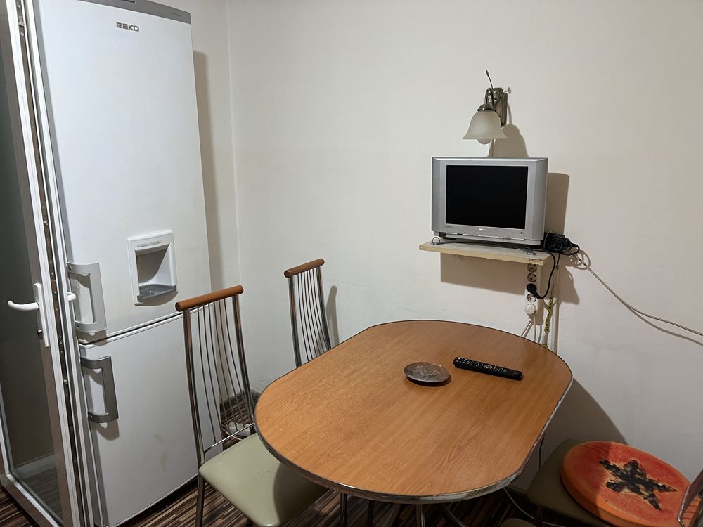 Inchiriez apartament doua camere