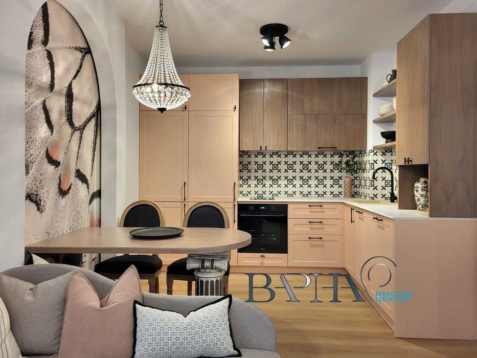 НОВ ИМОТ! Студио в к.к. Константин и Елена!