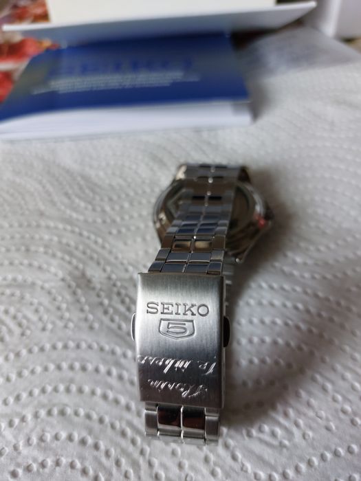 Seiko 5 automatic
