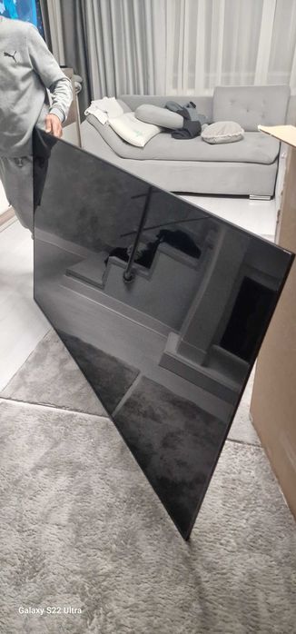 Tv LG ecran spart colț 189 cm nou-nout