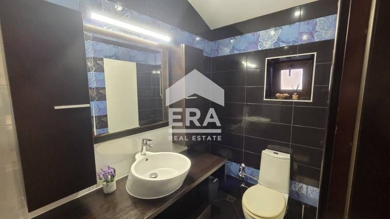 Просторен тристаен апартамент, тип Мезонет под наем, град Аксаково