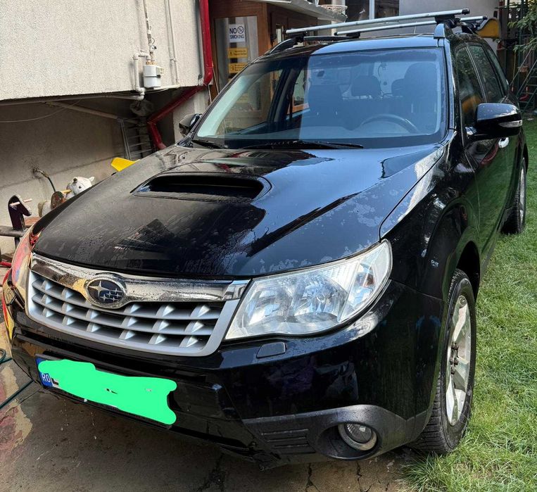Subaru Forester 2.0 AWD Exclusive – Keyless, GPS, dublu climatronic