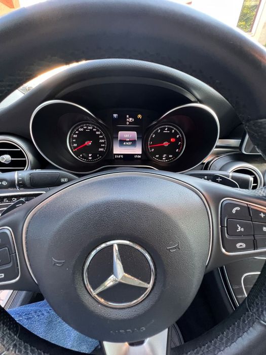 Mercedes Benz C400