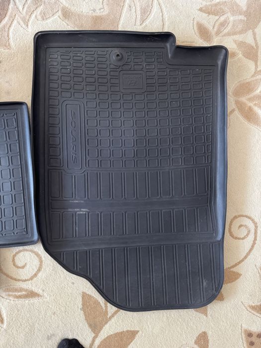 Продам полики на хюндай акцент/ солярис