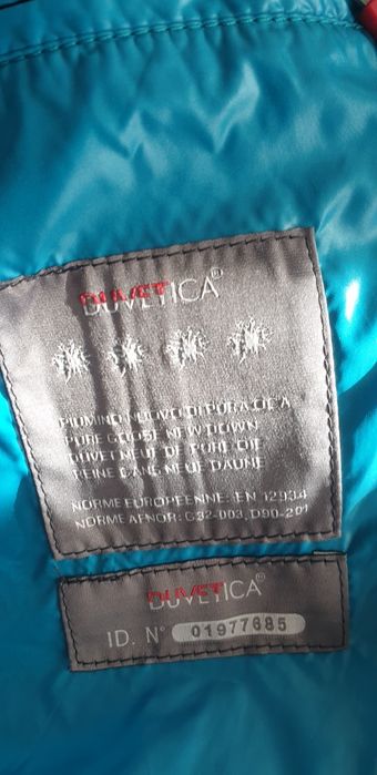 Geaca Duvetica impecabila pot spune noua