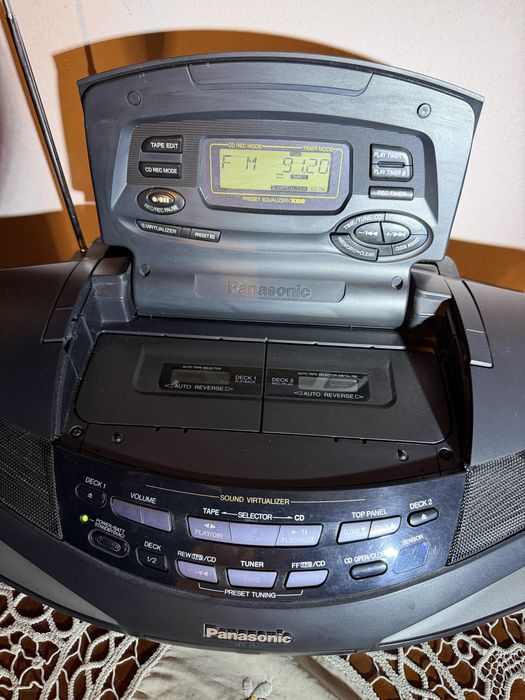 Cas Panasonic RX-ED77 ,cas hitachi cu CD. Dublu cas cu autoreverse