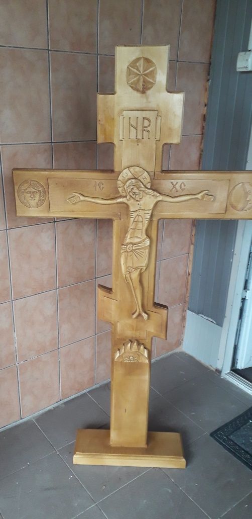 Cruce pentru troita sculptata manual
