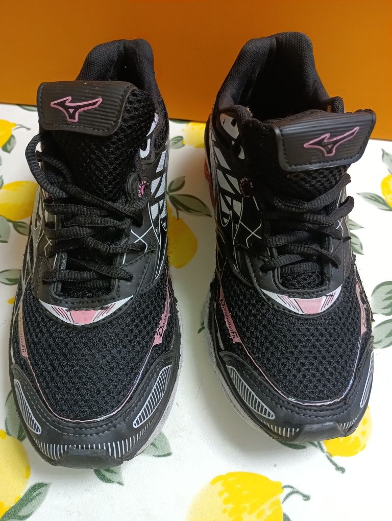 Mizuno Wave N 38,5 - 35 лв