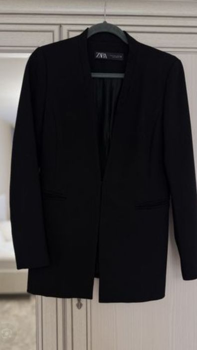 Zara кастум отличная састаенада