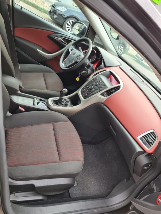 Opel Astra J 2010, 1.6 benzina E5