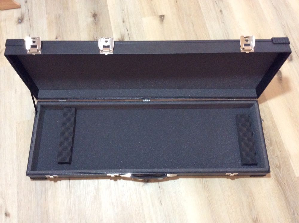 Roland Juno Ds 61 plus Hard Case