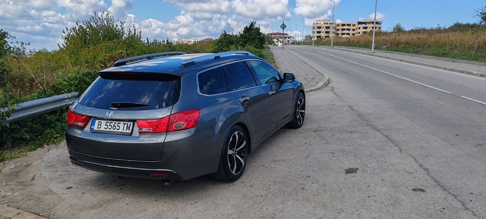 Honda accord 8 combi distronic