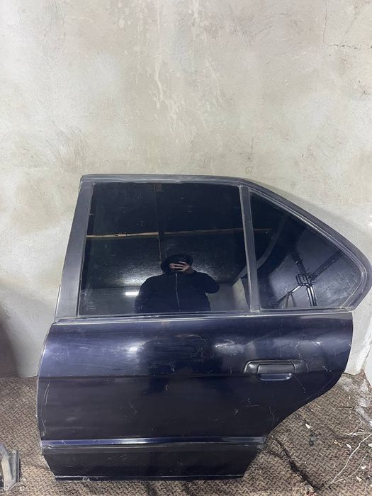 Двери, багажник на БМВ е34