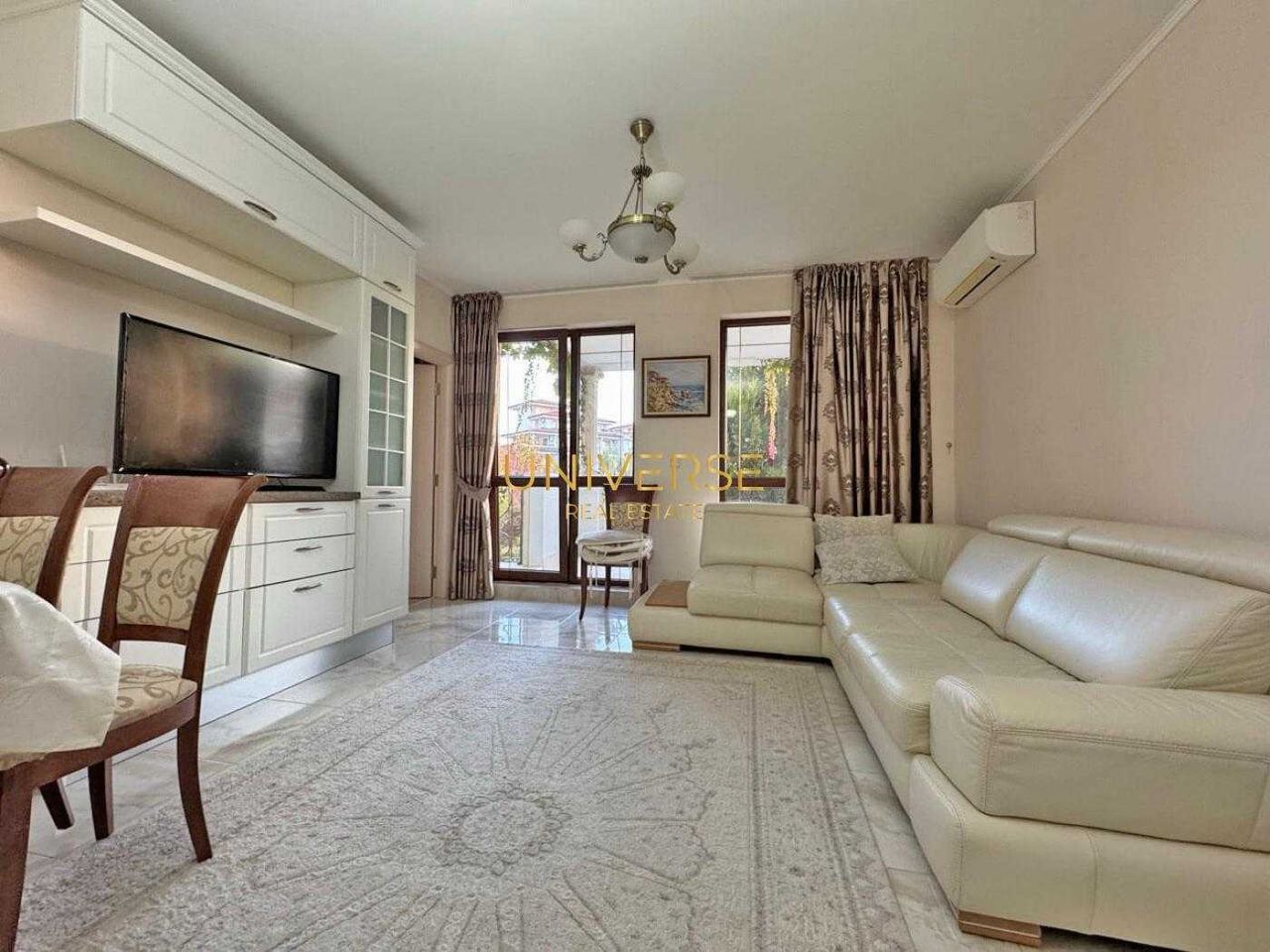 Продава се Тристаен апартамент в Несебър - 100 кв.м за 1750 €/кв.м - Снимка #1