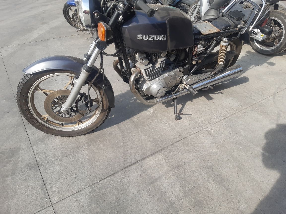 Мотоциклет Сузуки( Suzuki GS 450)-на части