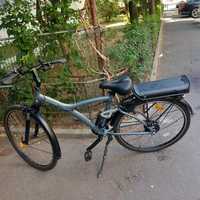 Inchiriez bicicleta electrica B-TWIN 920E, autonomie pana la 90 km