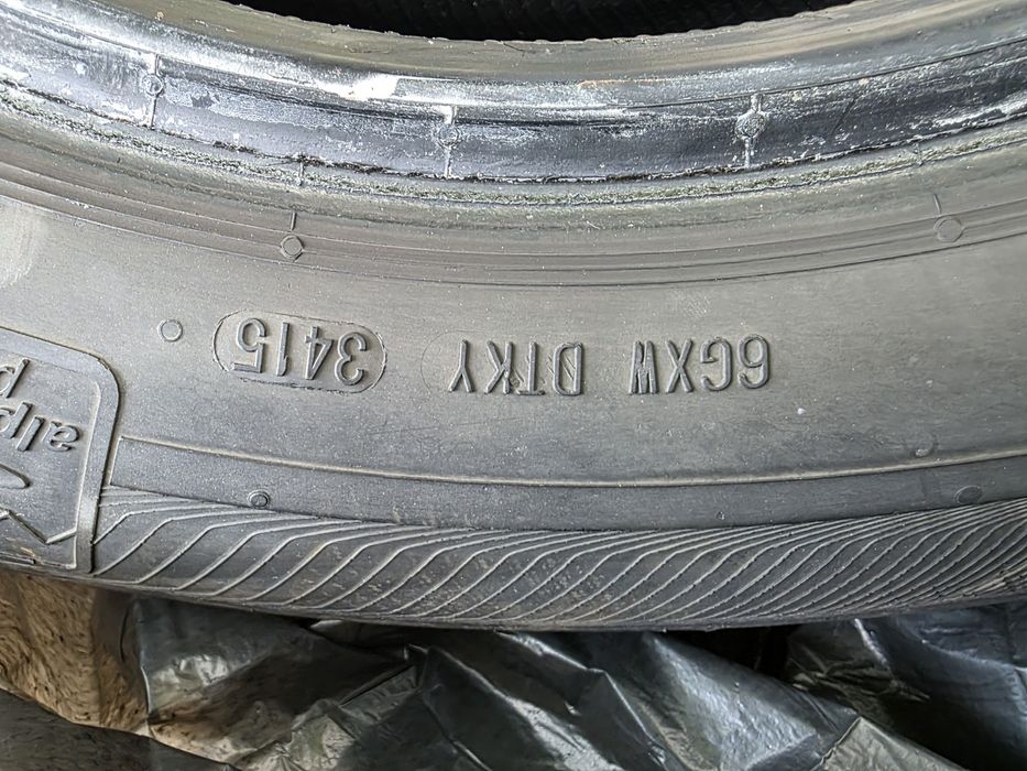 4бр Зимни гуми 205/60R16 Semperito