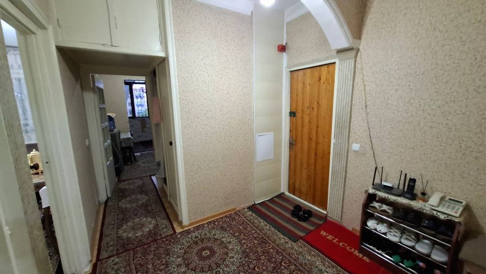 Medgaradokda 5 xonaliy uy sotiladi