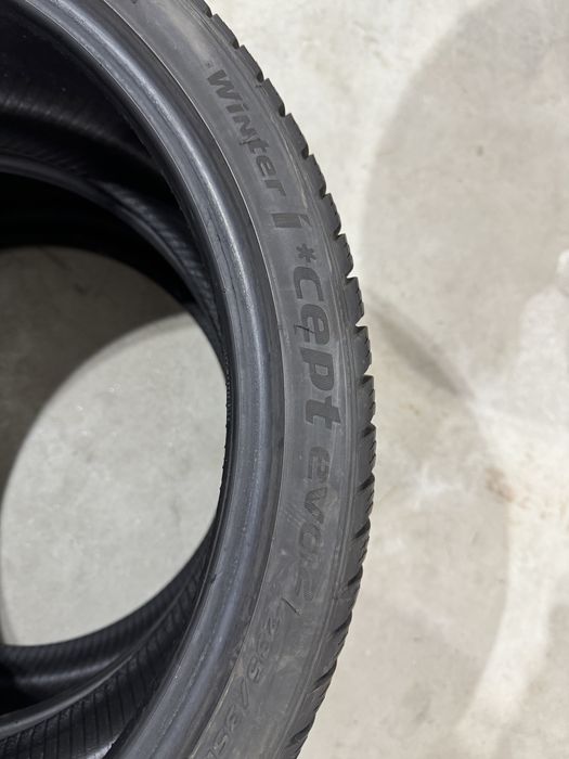 Anvelope iarnă Hankook 235/35/19