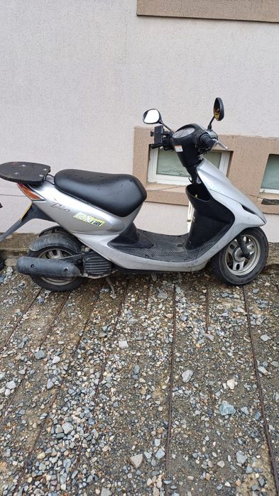 Honda dio scuter