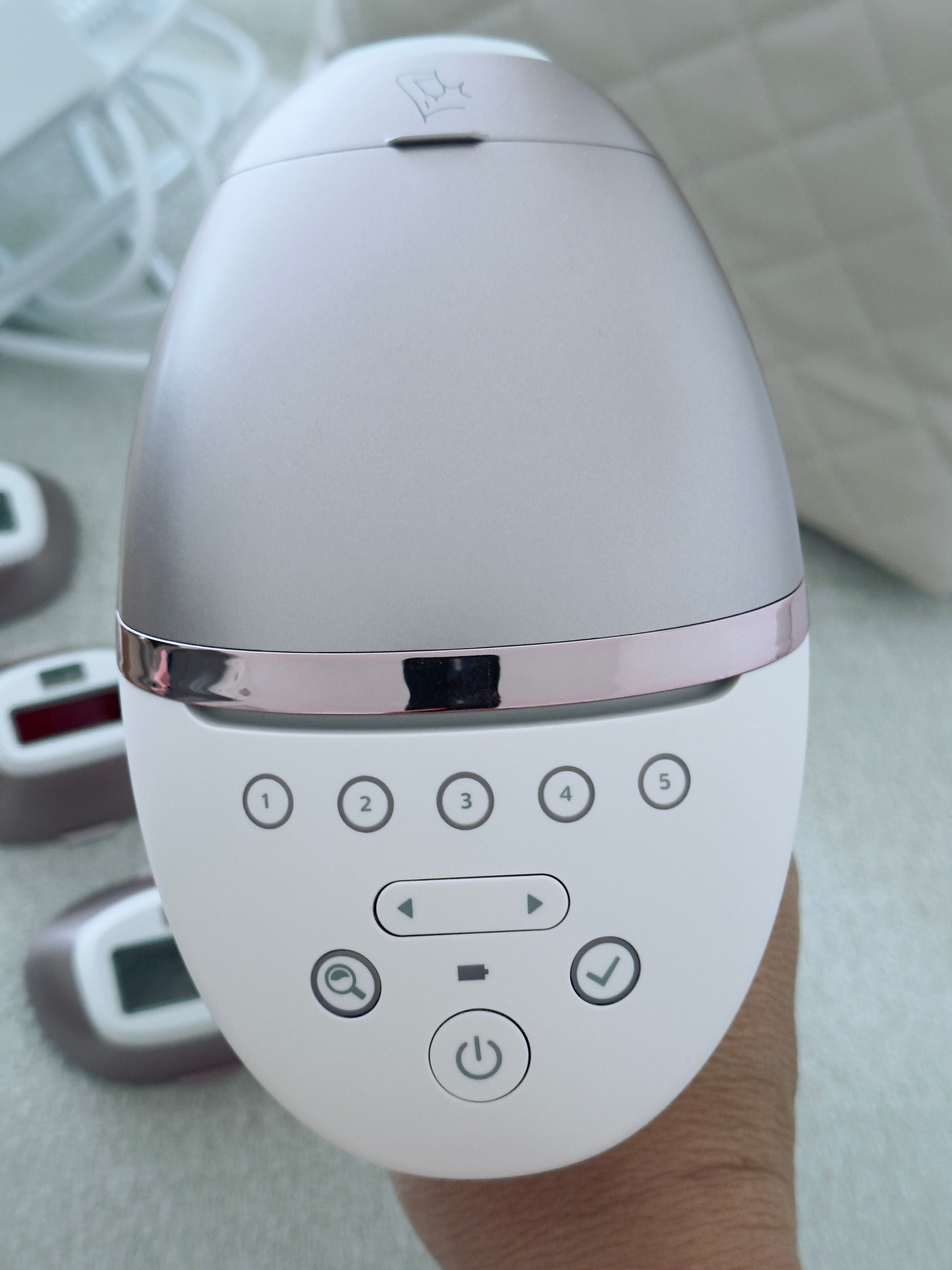 Philips Lumea IPL 9900 Series BRI977/00