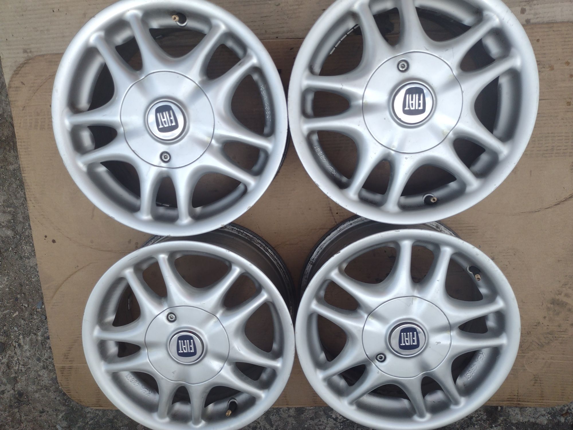Перфектни Aluett 14-4x98 ET37 6j Fiat panda